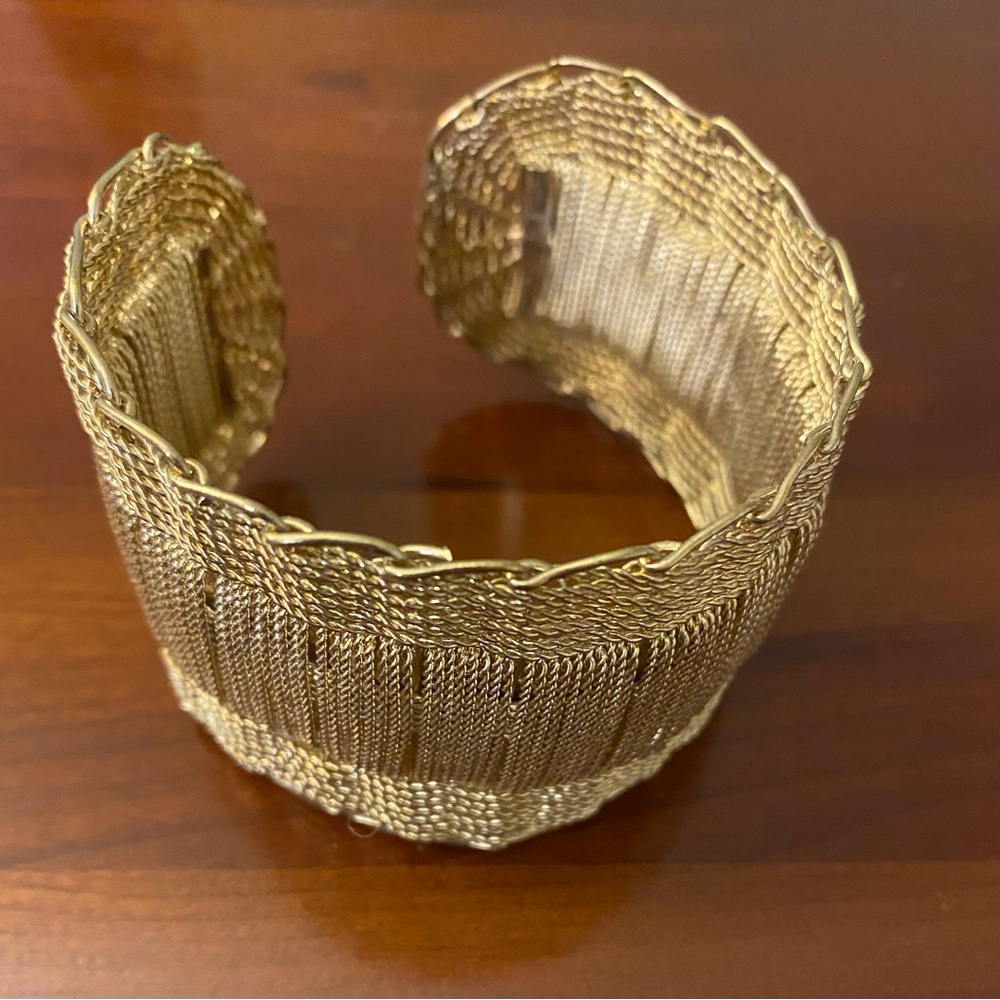 GOLD WOVEN METAL CUFF